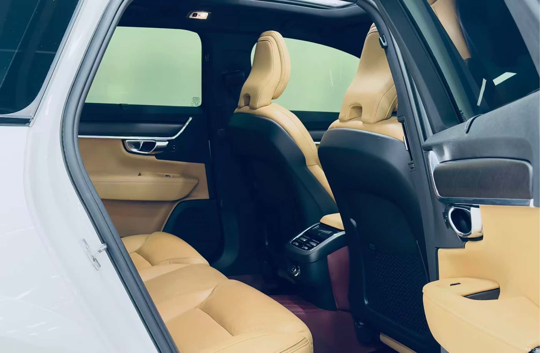 Volvo V90, 2018 12