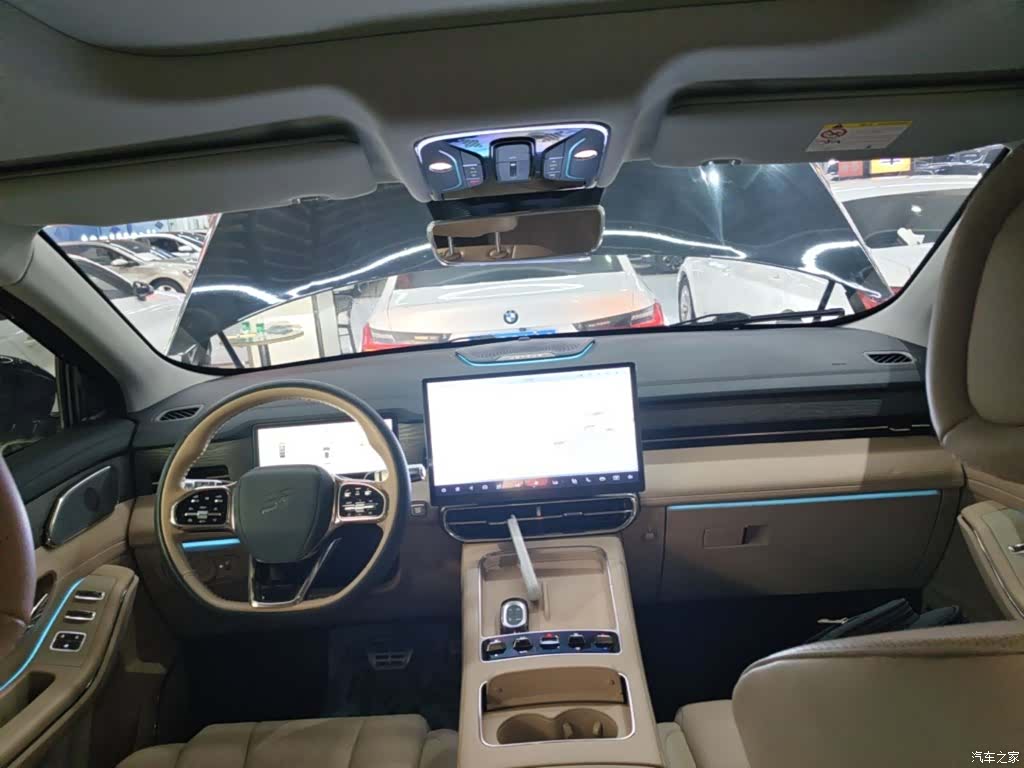 Jetour L9, 2025 10