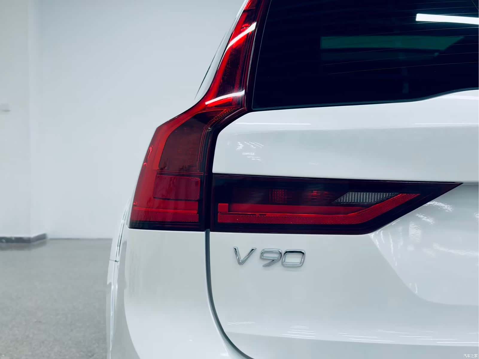 Volvo V90, 2018 17