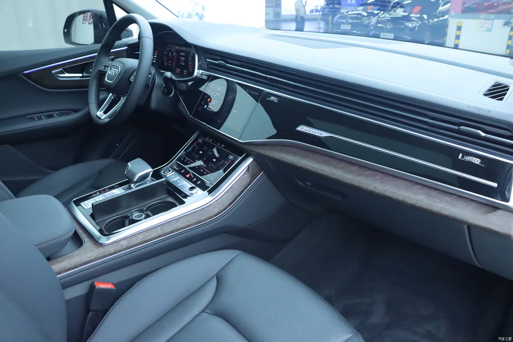 Audi Q7, 2023 9