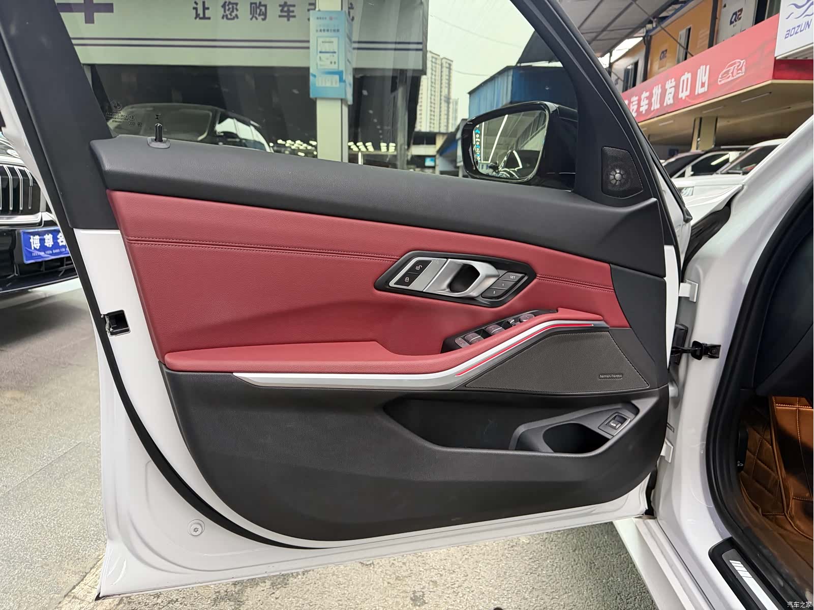 BMW 3 Series, 2023 7