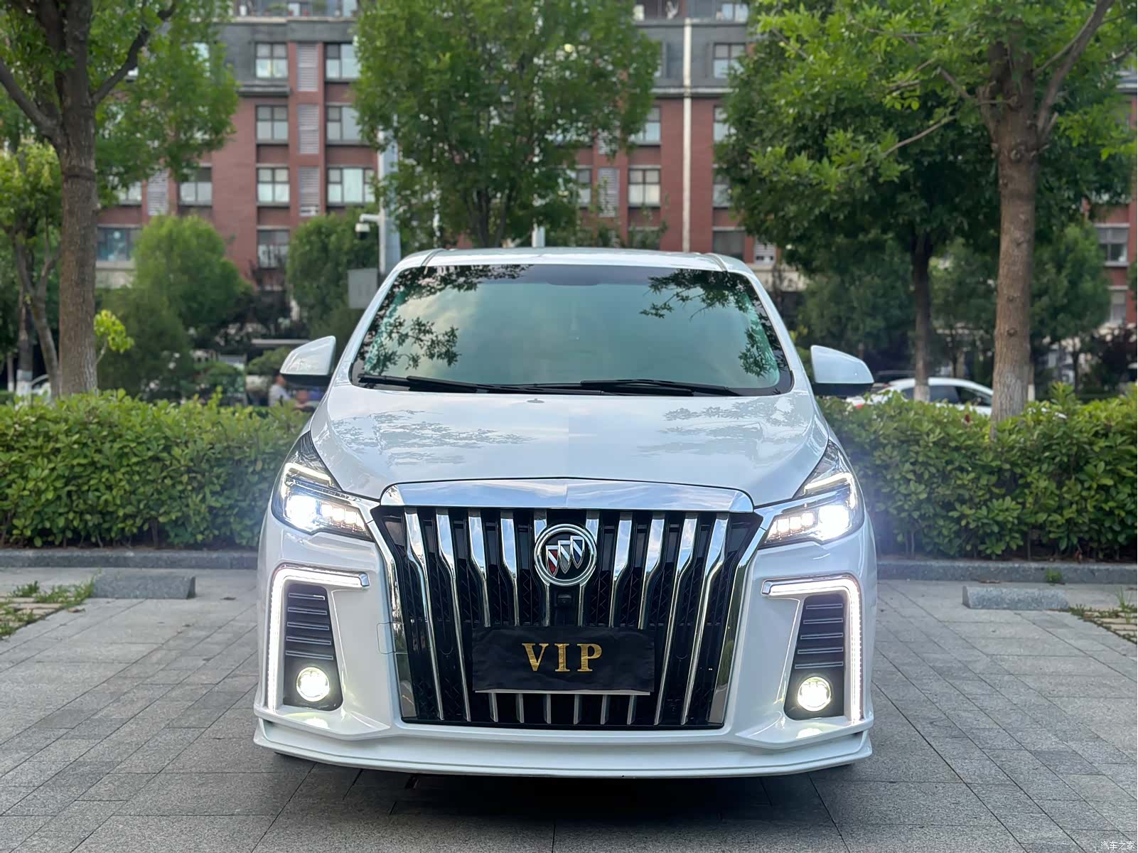 Buick GL8, 2022 2