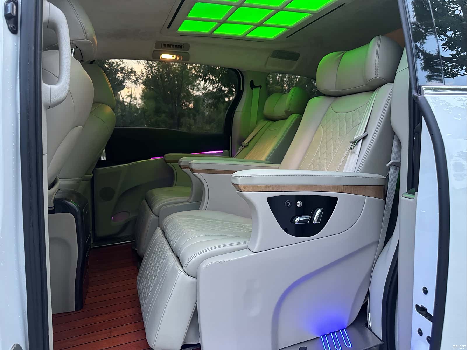 Buick GL8, 2022 6