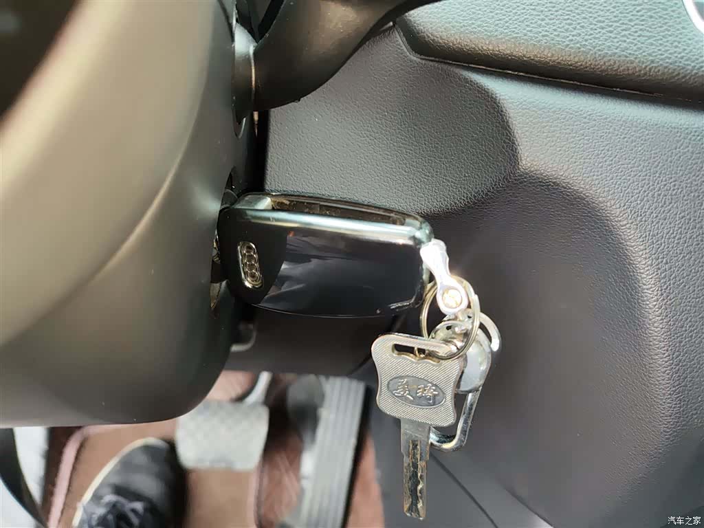 Audi Q3, 2015 9