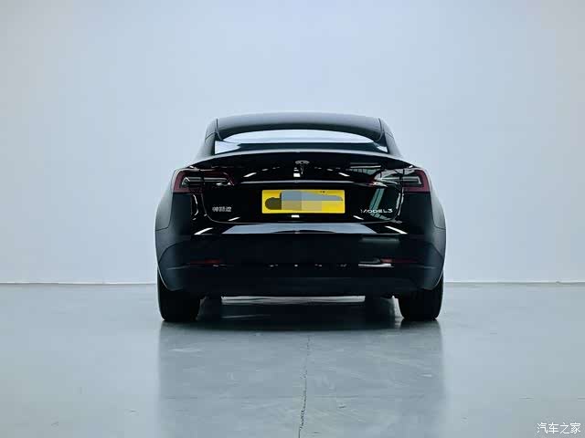 Tesla Model 3, 2023 все фото