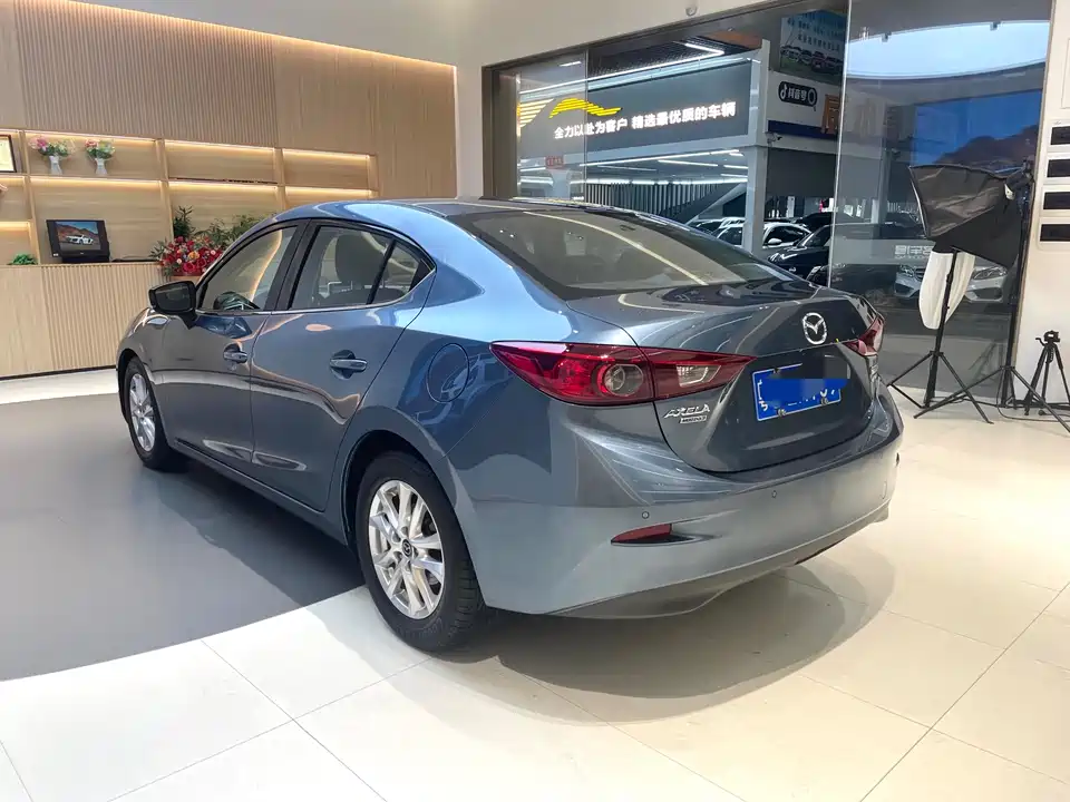 Mazda 3 Angkesaila