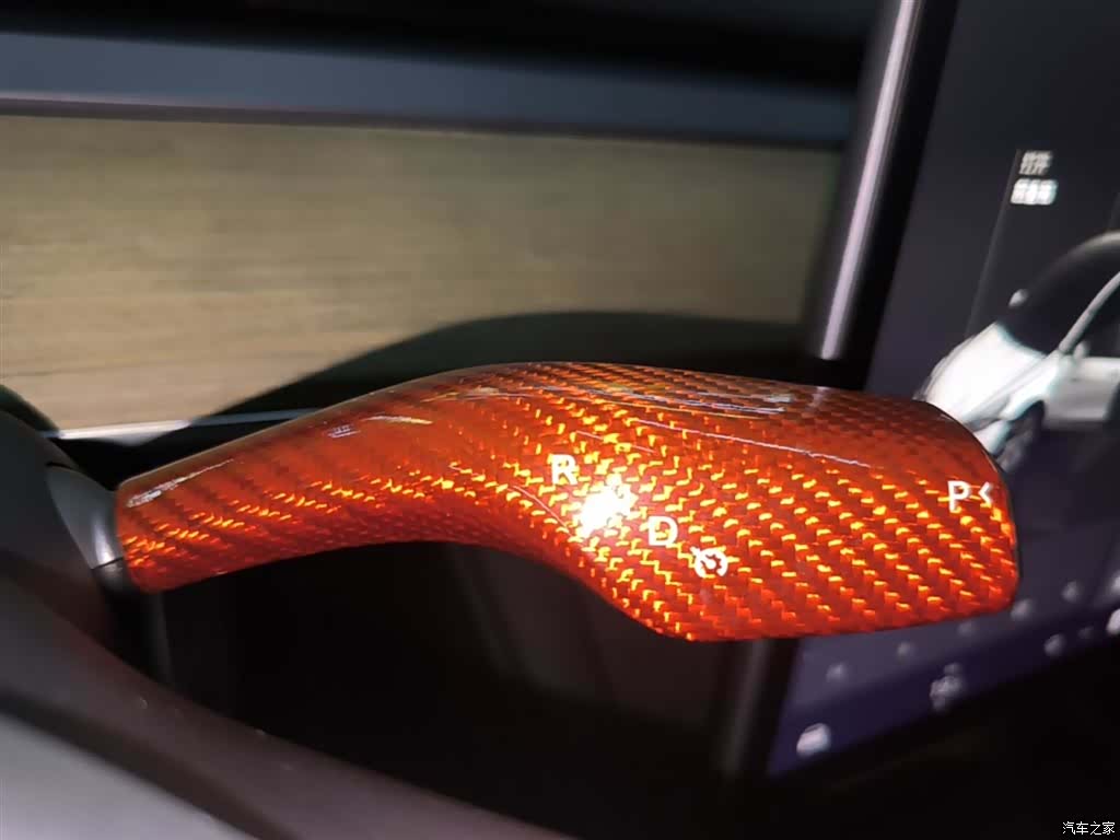 Tesla Model Y, 2023 14