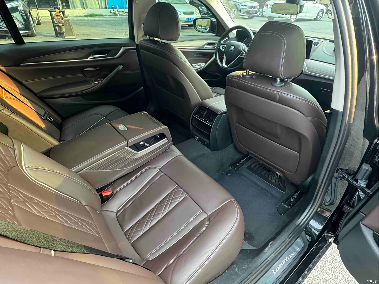 BMW 5 Series, 2018 8