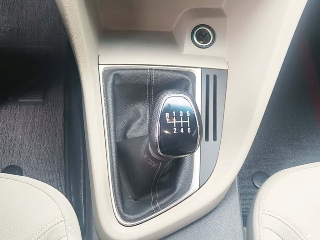 Buick V, 2018 14
