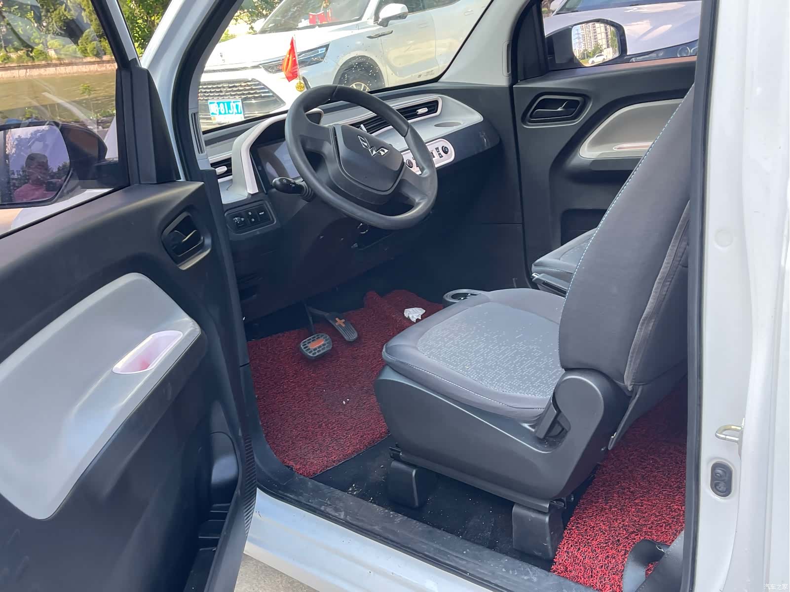Wuling MINIEV, 2021 9