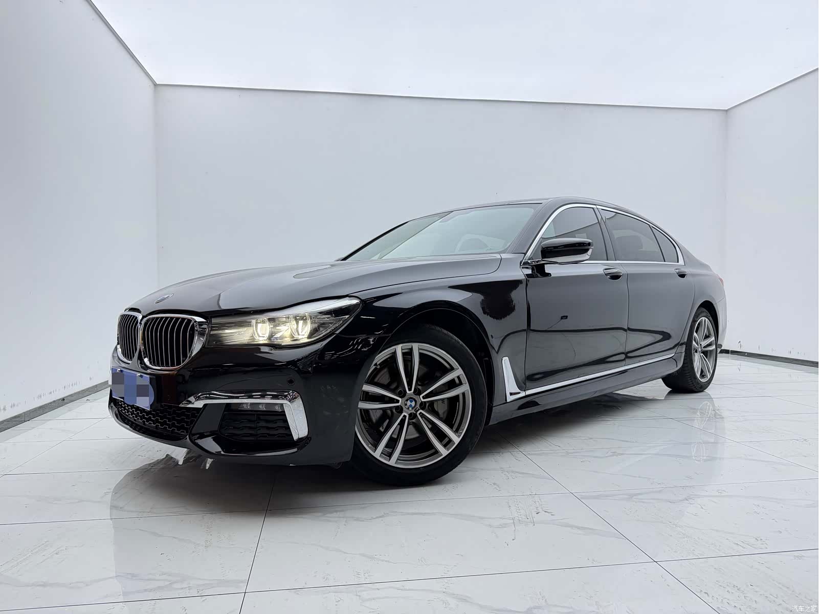 BMW 7 Series, 2018 1
