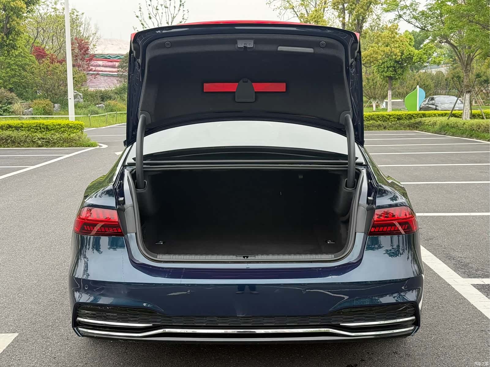 Audi A7L, 2023 7