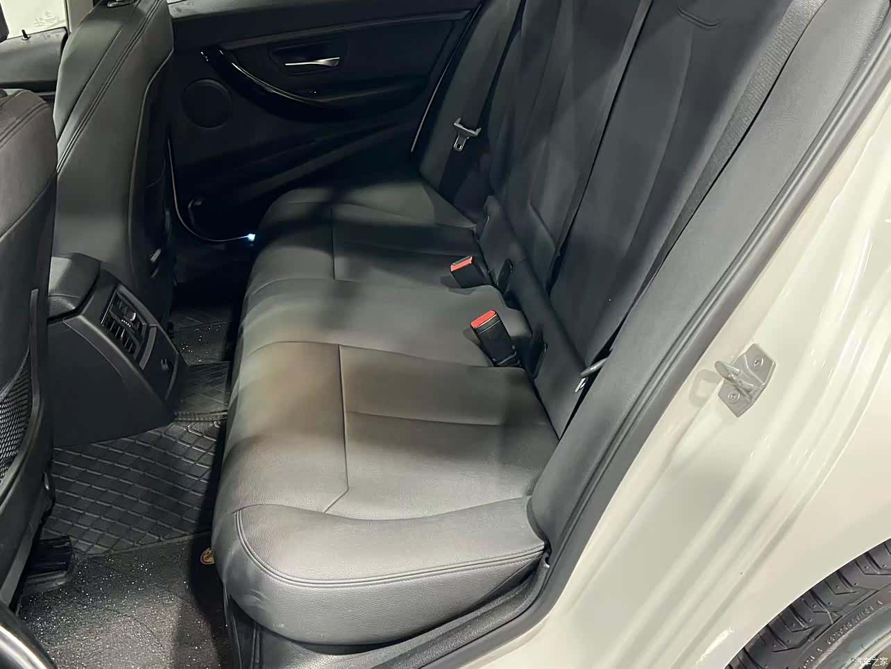 BMW 3 Series, 2018 9