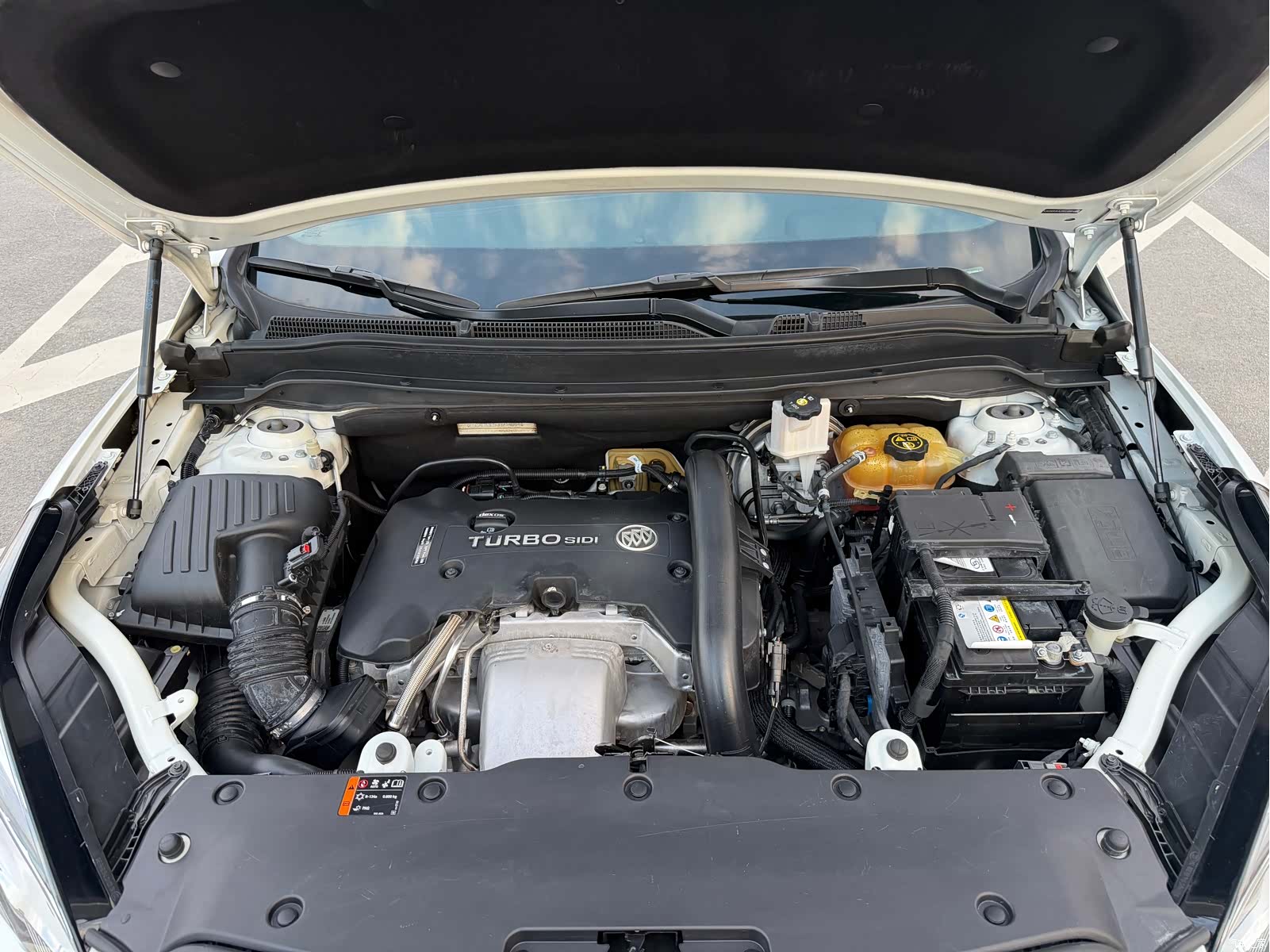 Buick Envision Plus, 2018 8