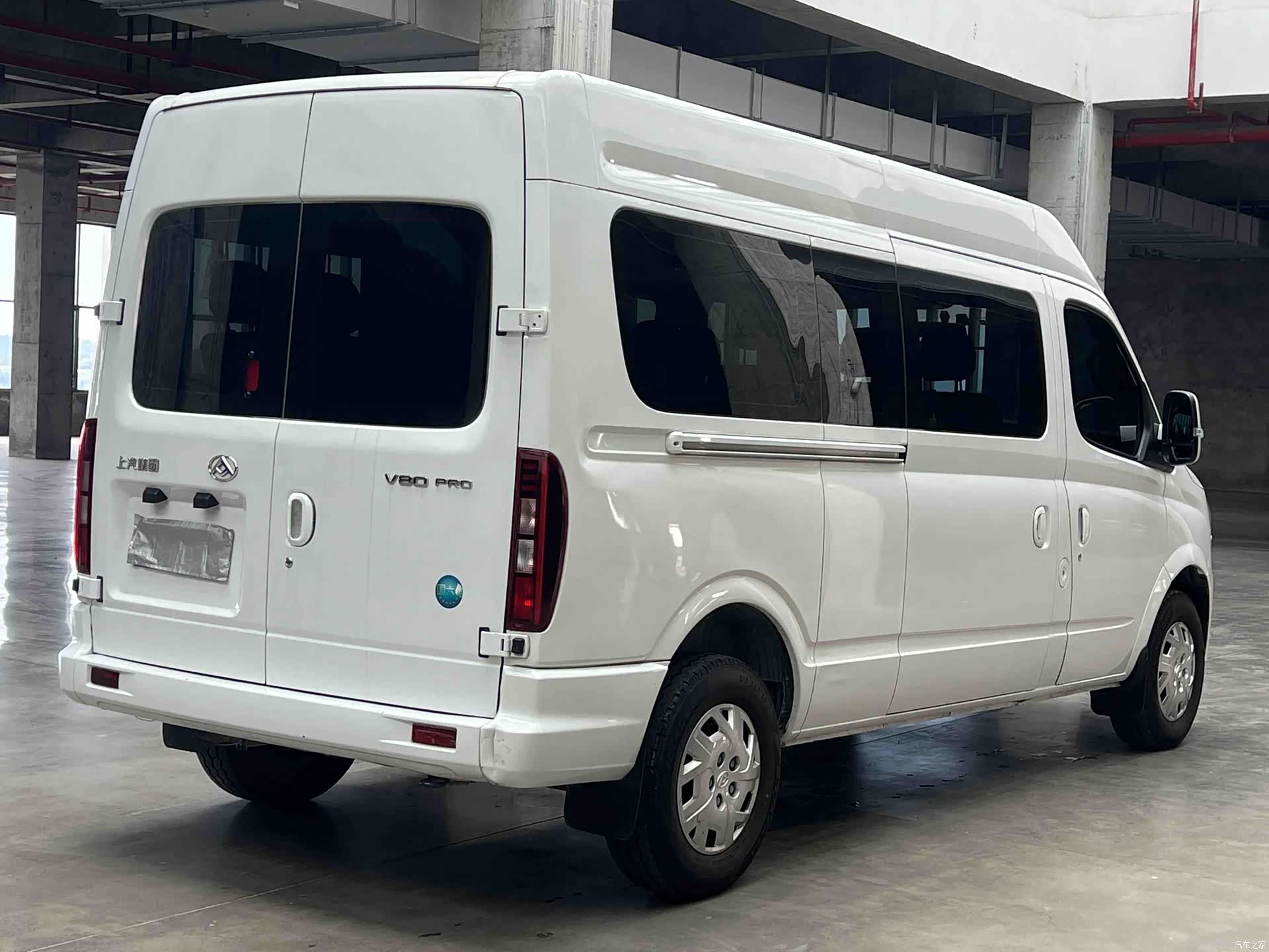 Maxus V80, 2025 3