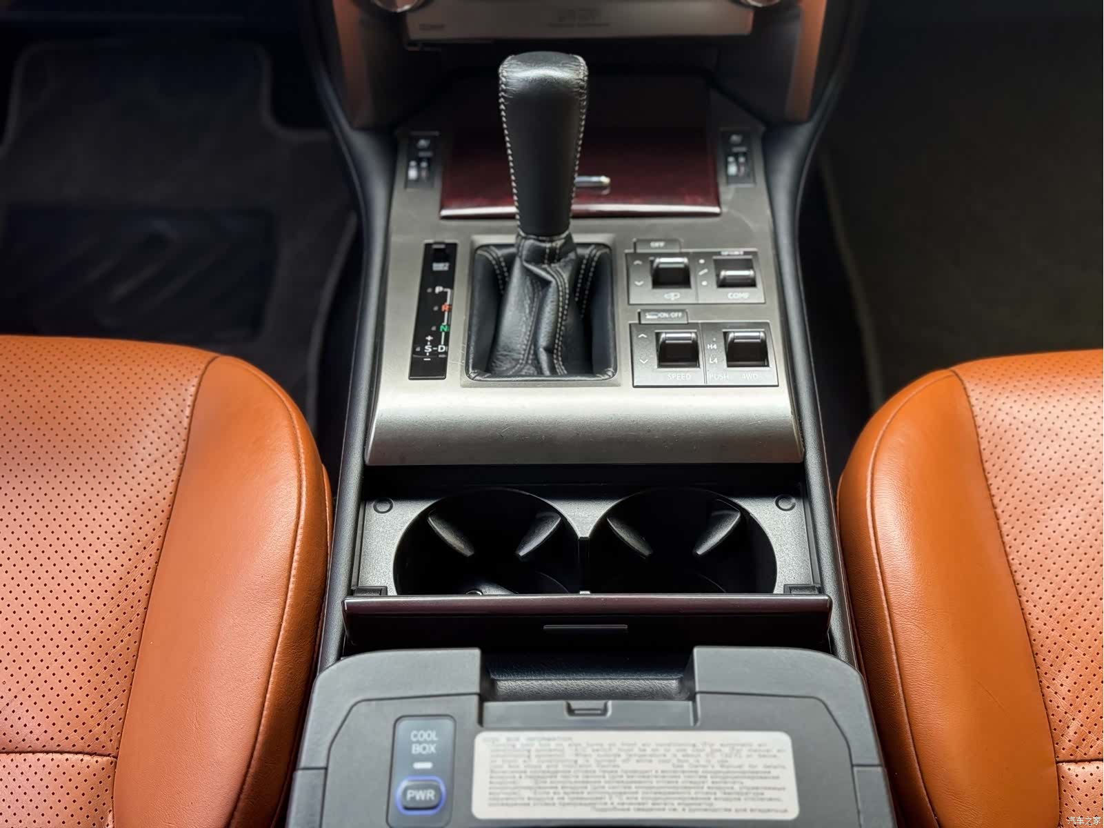 Lexus GX, 2014 12