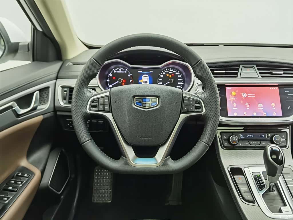 Geely Emgrand, 2018 11