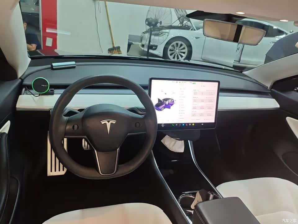 Tesla Model 3, 2020 4