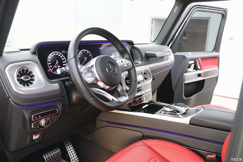 Mercedes-Benz G-Class, 2023 14