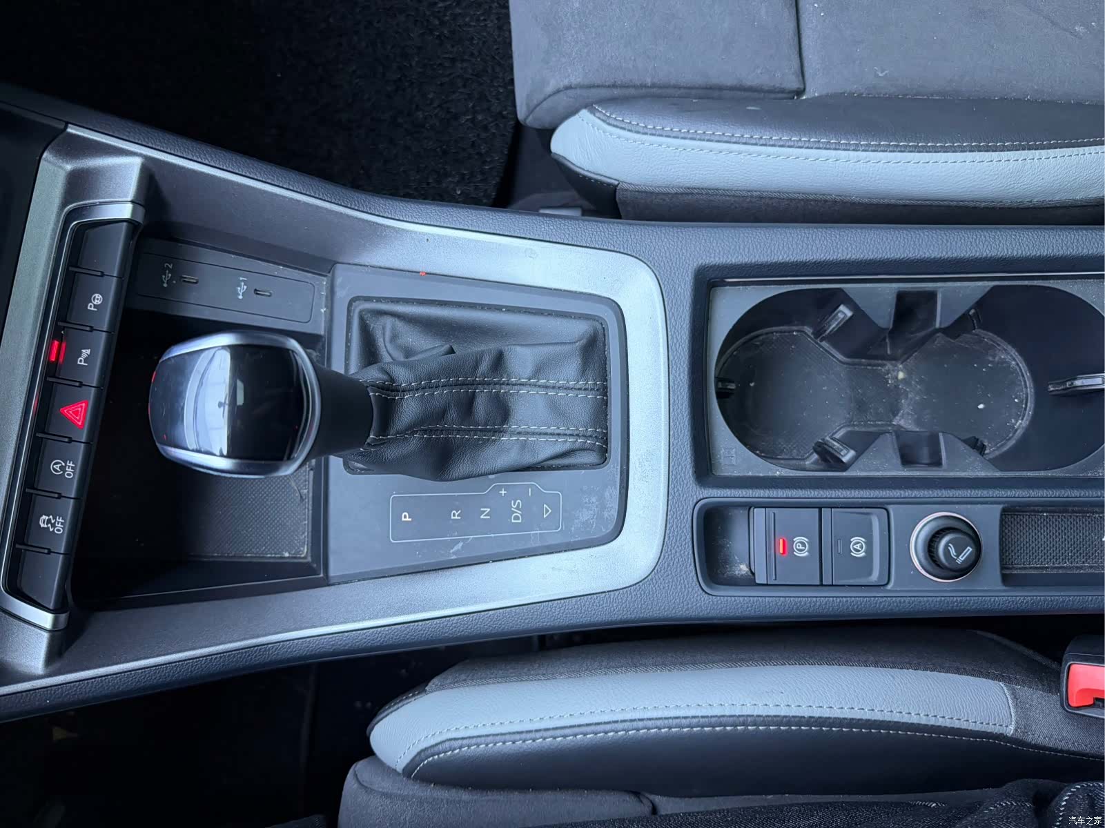 Audi Q3, 2023 16