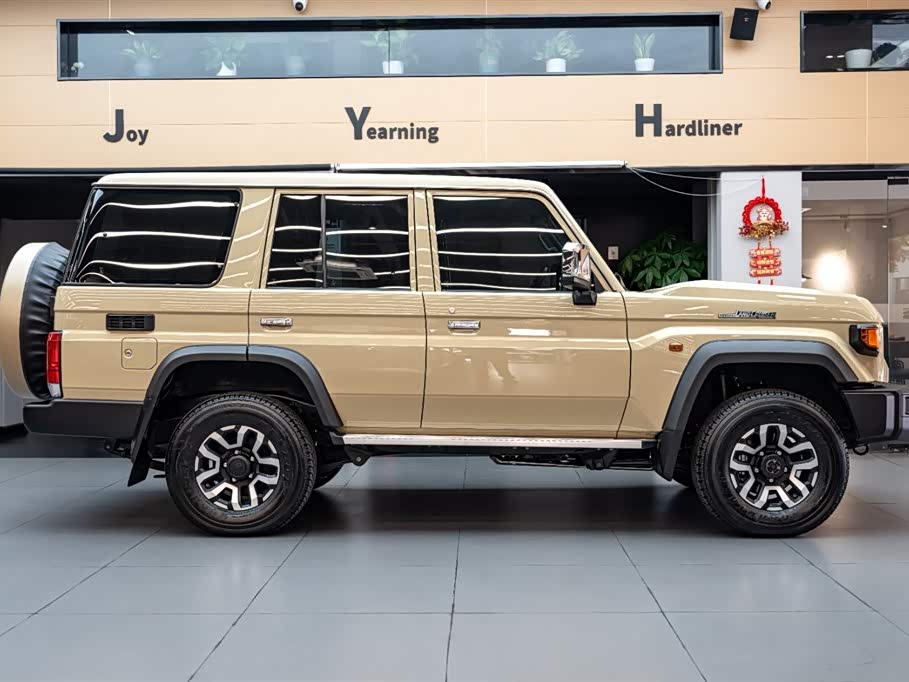 Toyota Land Cruiser
