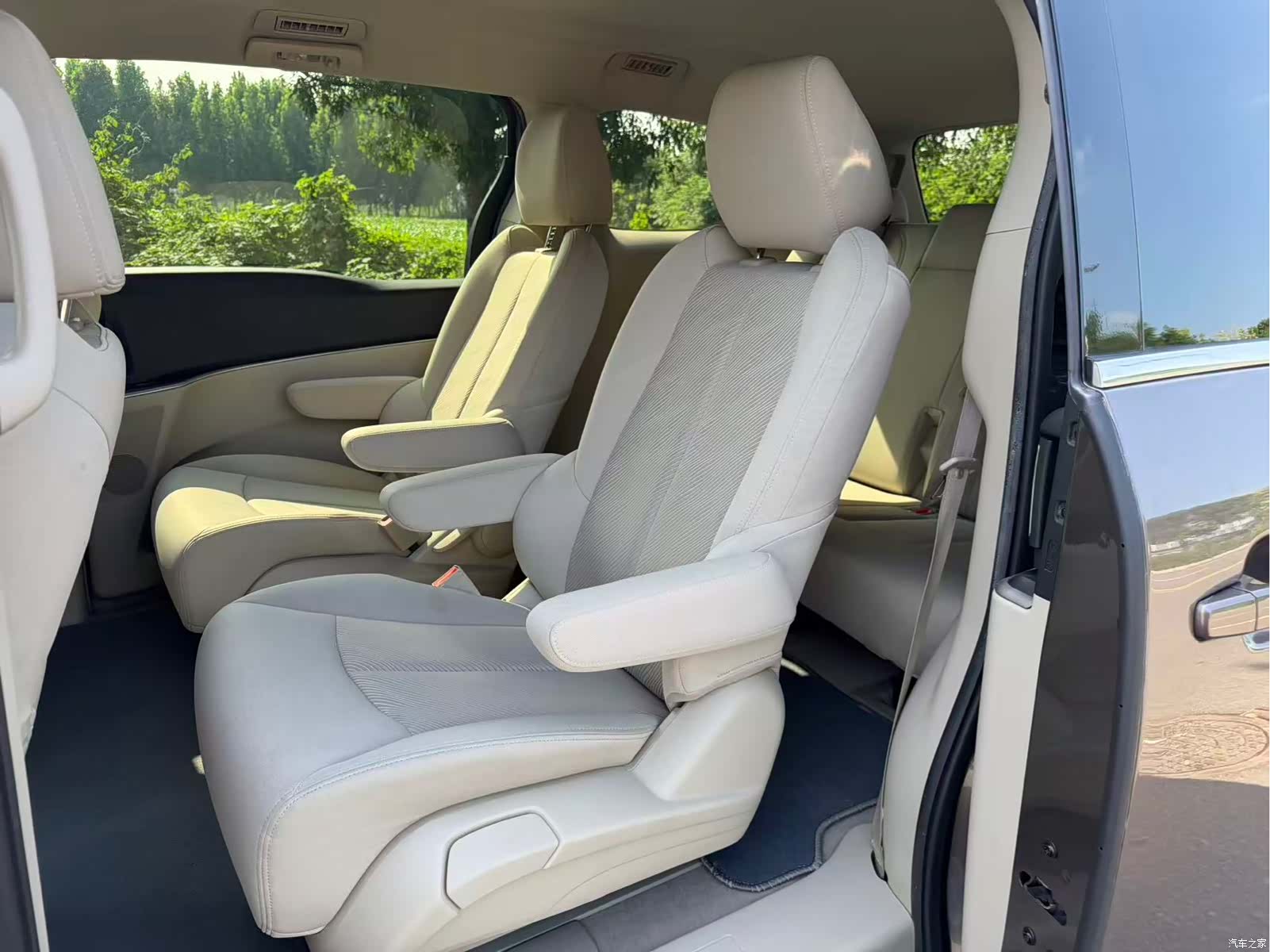 Buick GL8, 2019 6