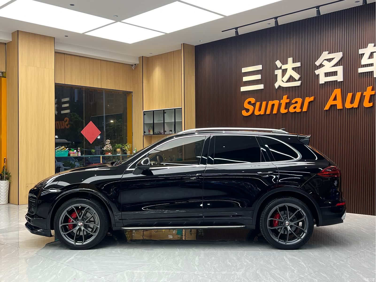 Porsche Cayenne, 2013 12
