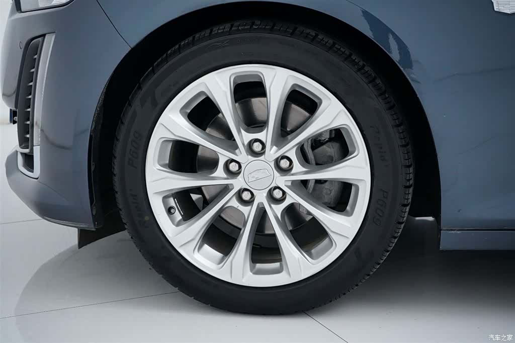 Cadillac CT5, 2022 25