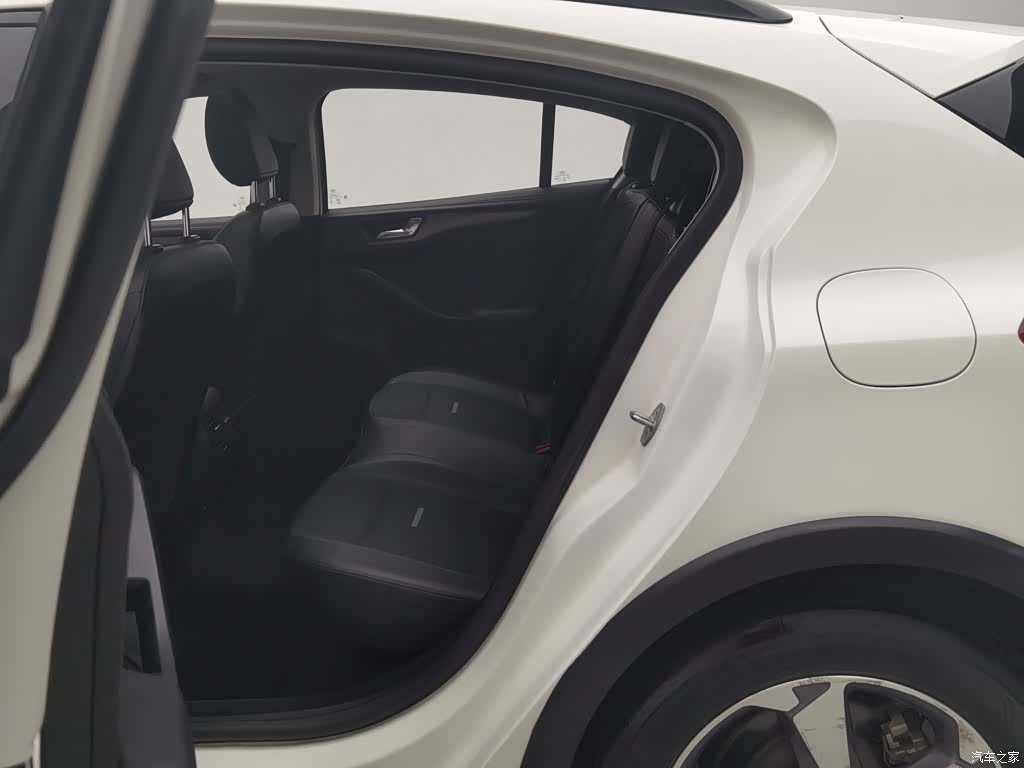 Ford Focus, 2021 15
