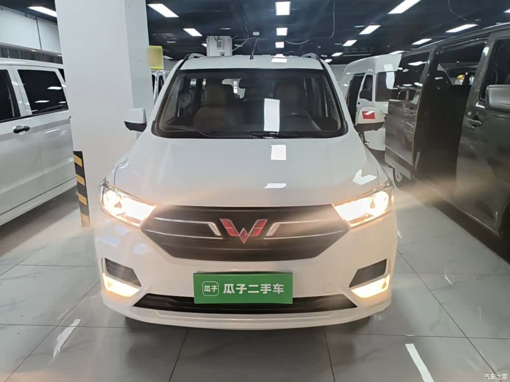 Wuling Hongguang, 2019 3