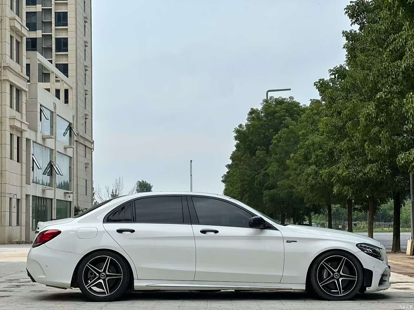 Mercedes-Benz C-Class, 2019 9