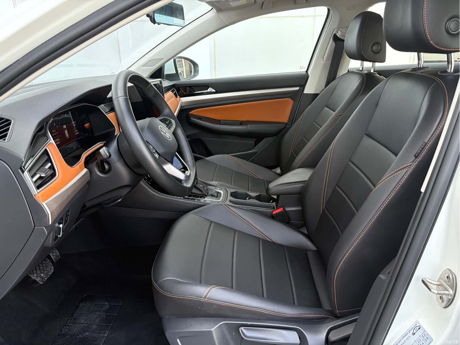 Volkswagen Bora, 2023 все фото