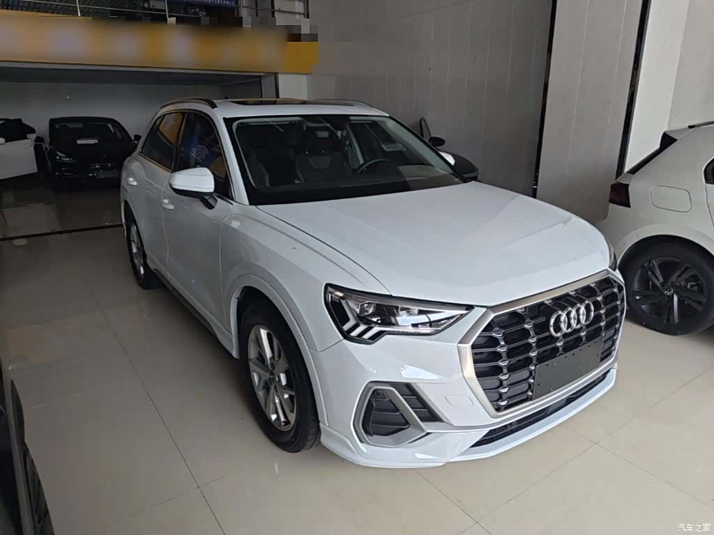 Audi Q3, 2019 4