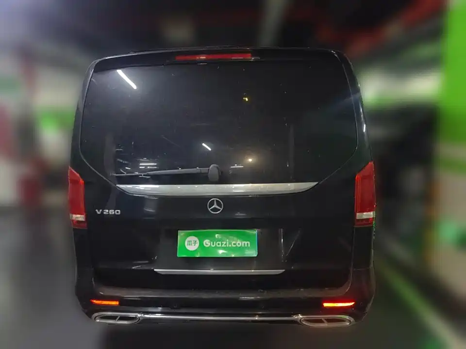 Mercedes-Benz V-class