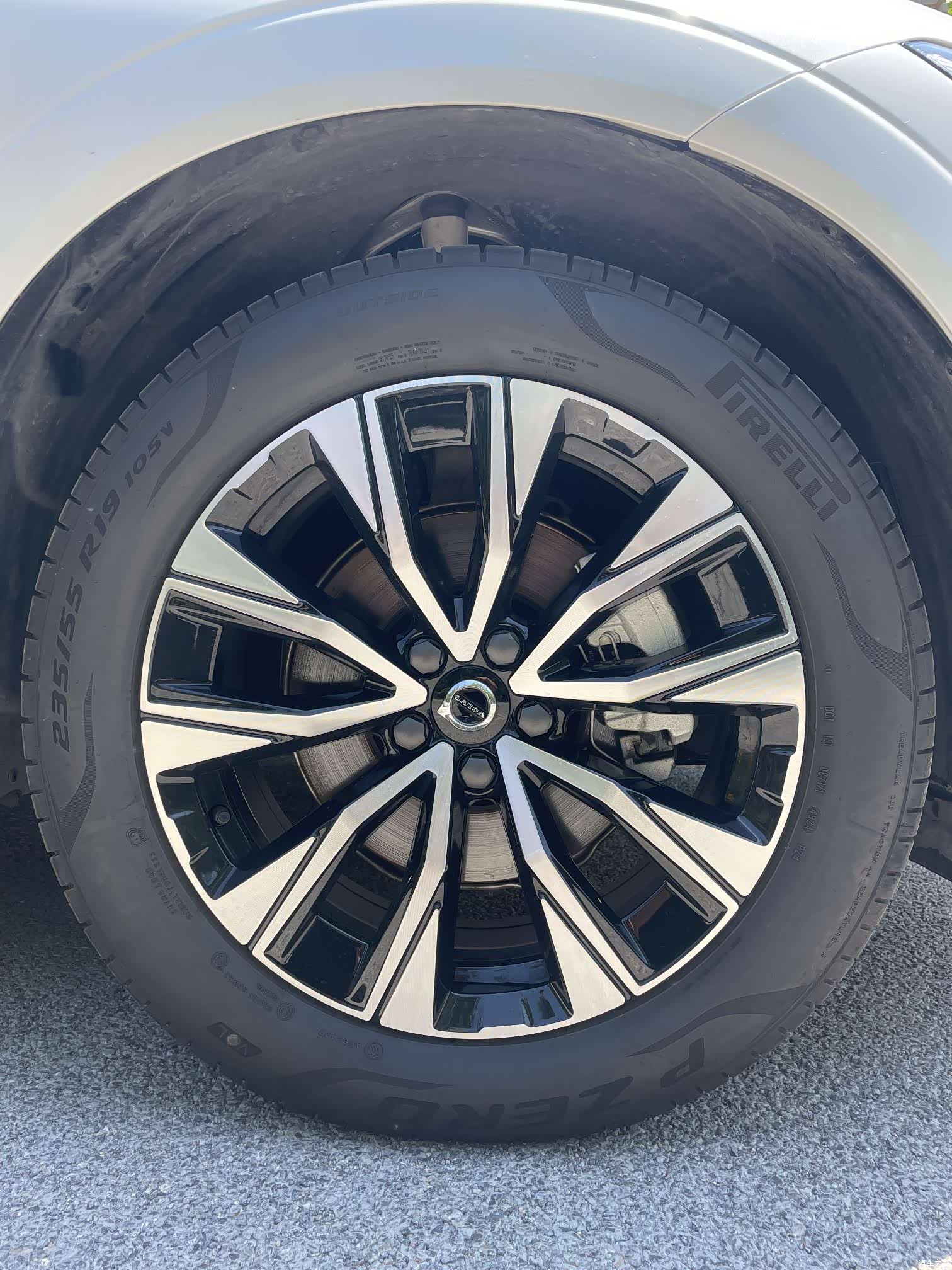 Volvo XC60, 2025 16