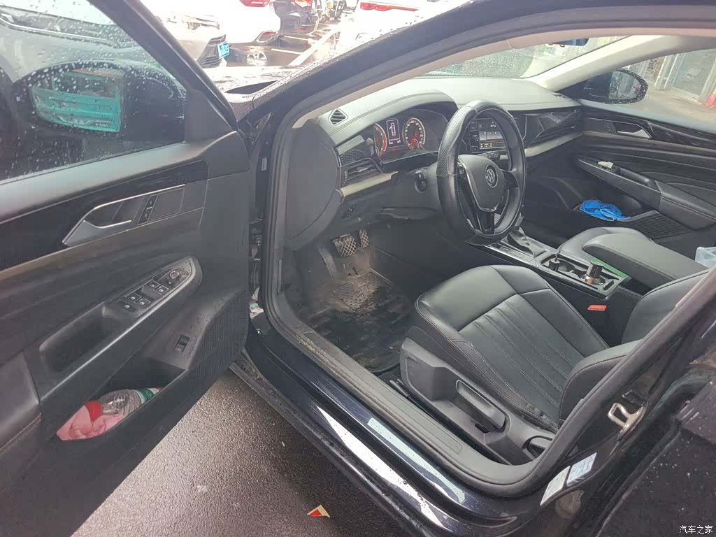 Volkswagen Passat, 2019 12