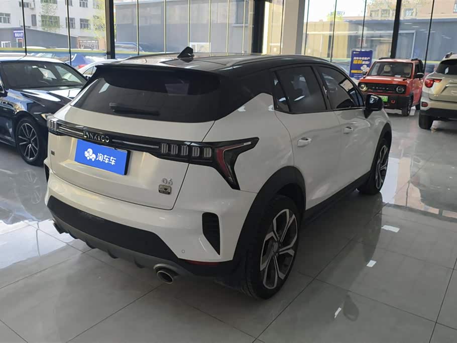 Lynk & Co 06 Lynk & Co 06