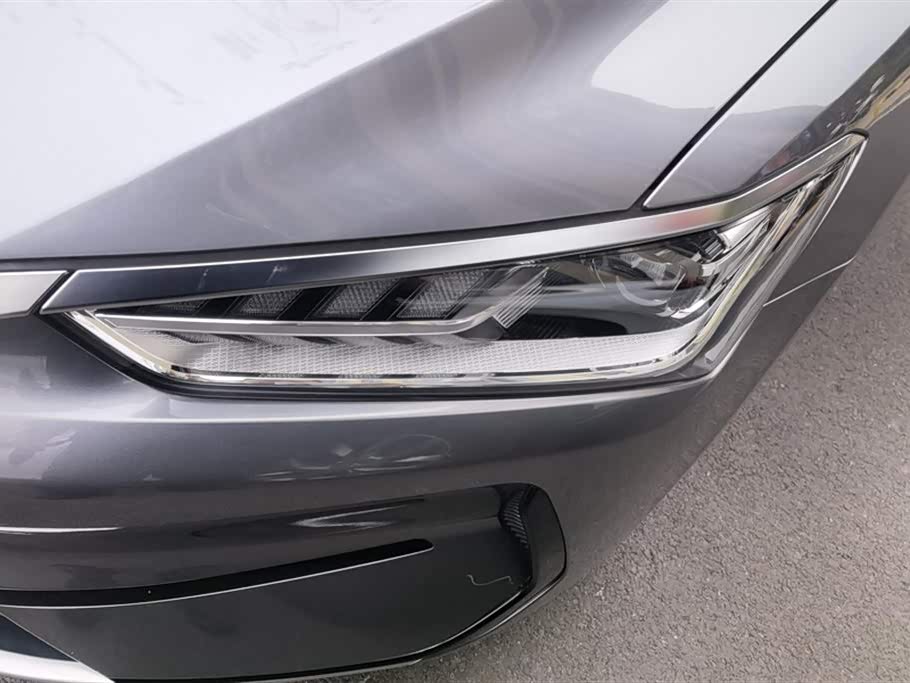 BYD Qin Yuan BYD Qin Yuan