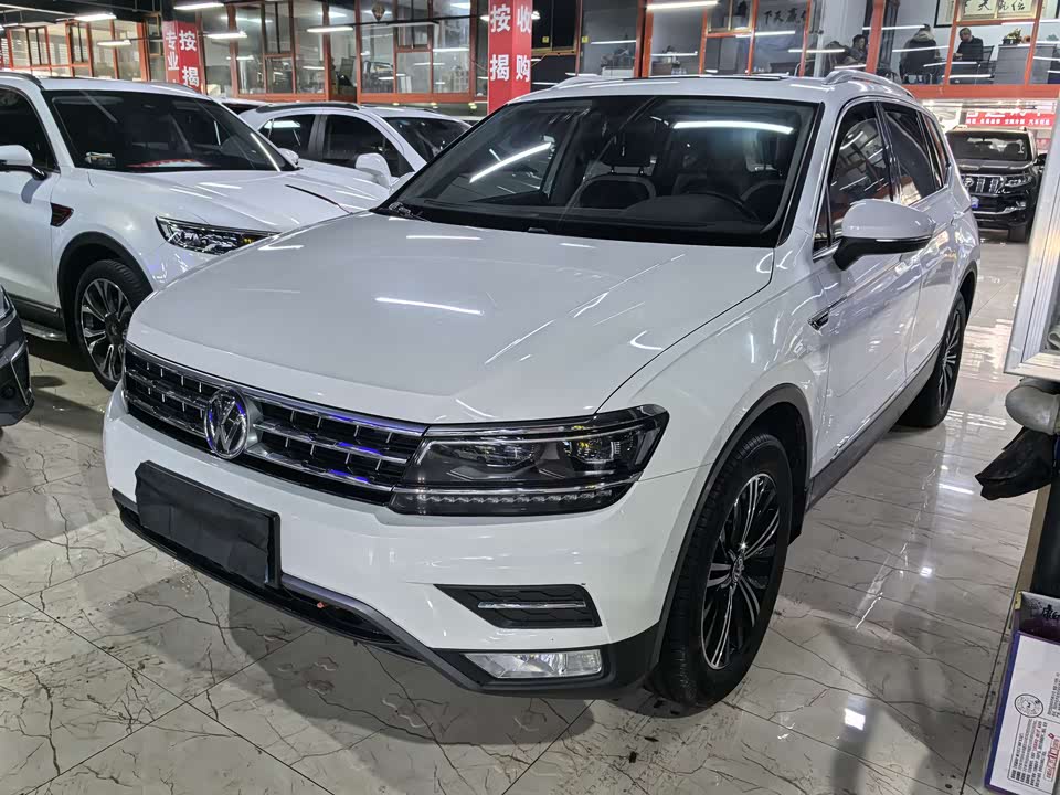 Volkswagen Tiguan L