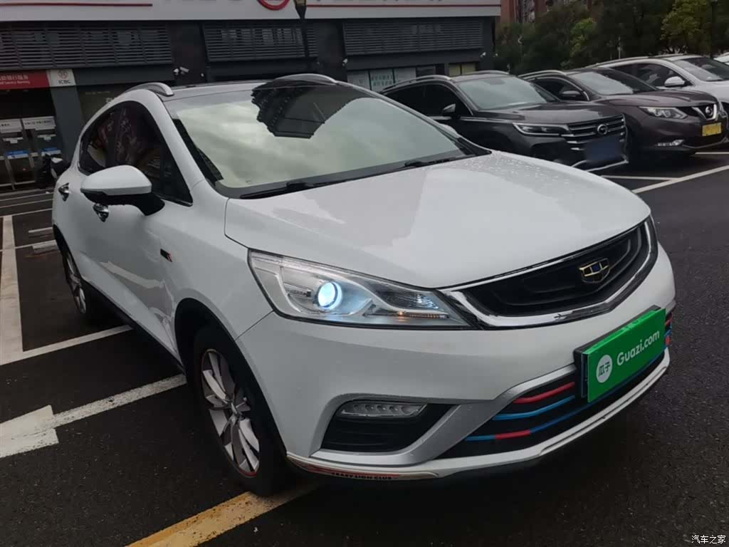 Geely Emgrand, 2017 4