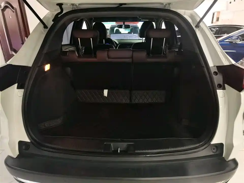 CIIMO Dongfeng Honda M-NV