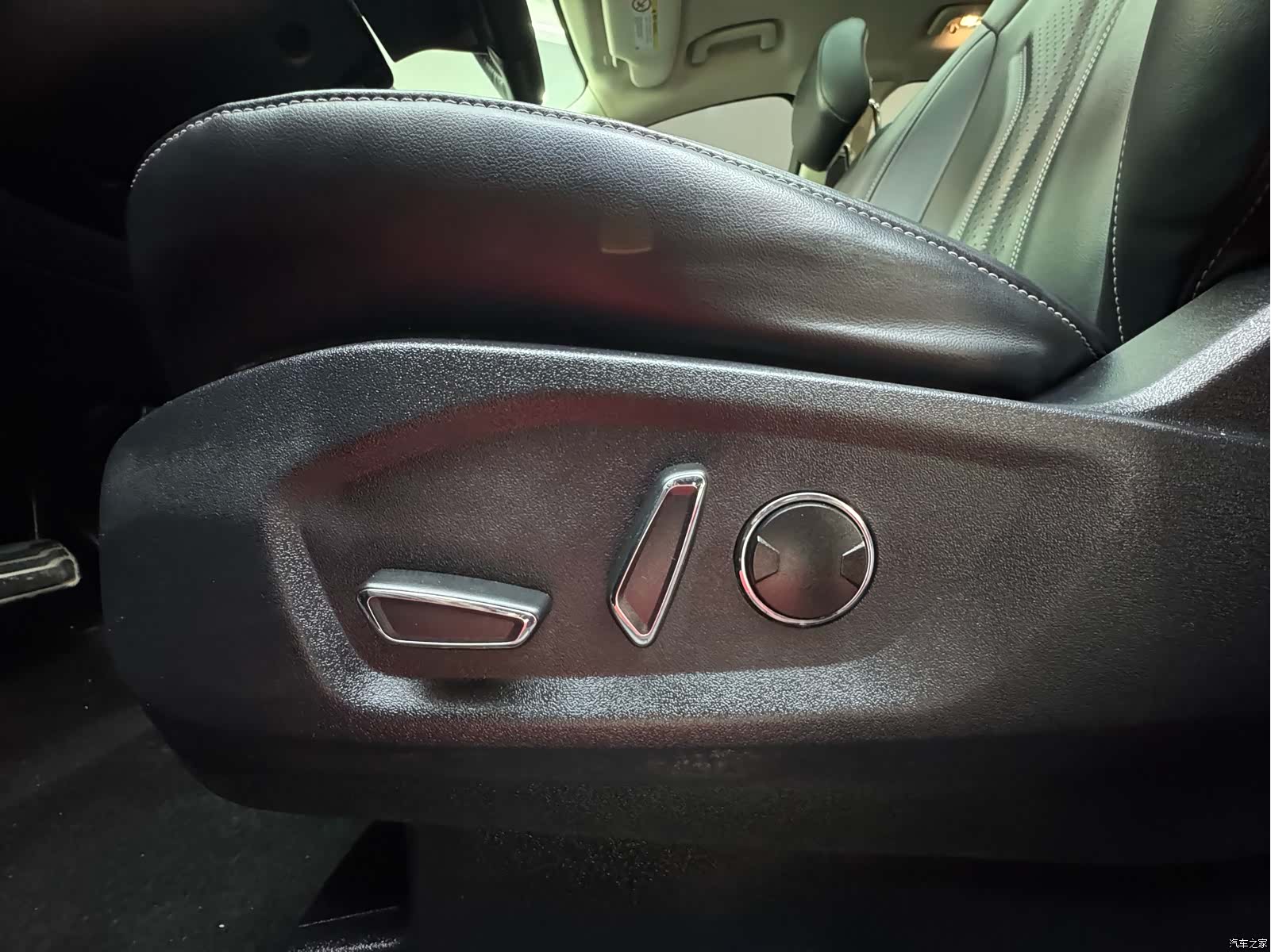 Ford Edge, 2022 20