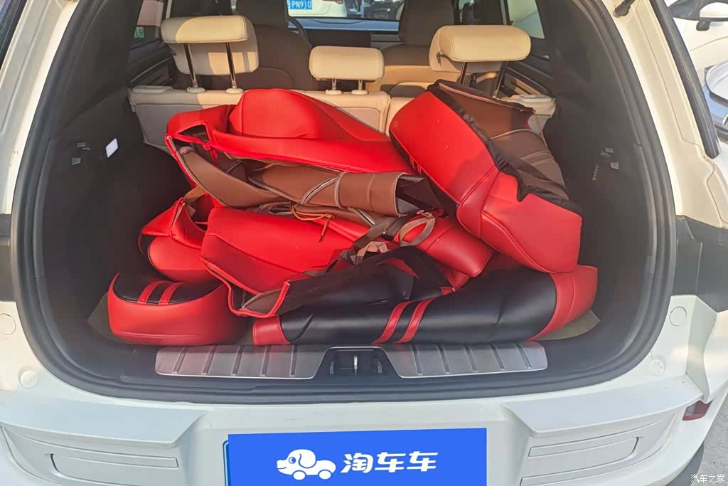 Geely Icon, 2023 4