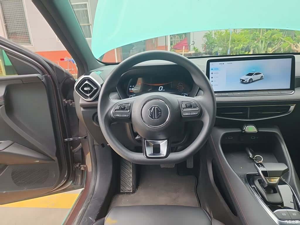 MG MG5, 2024 3