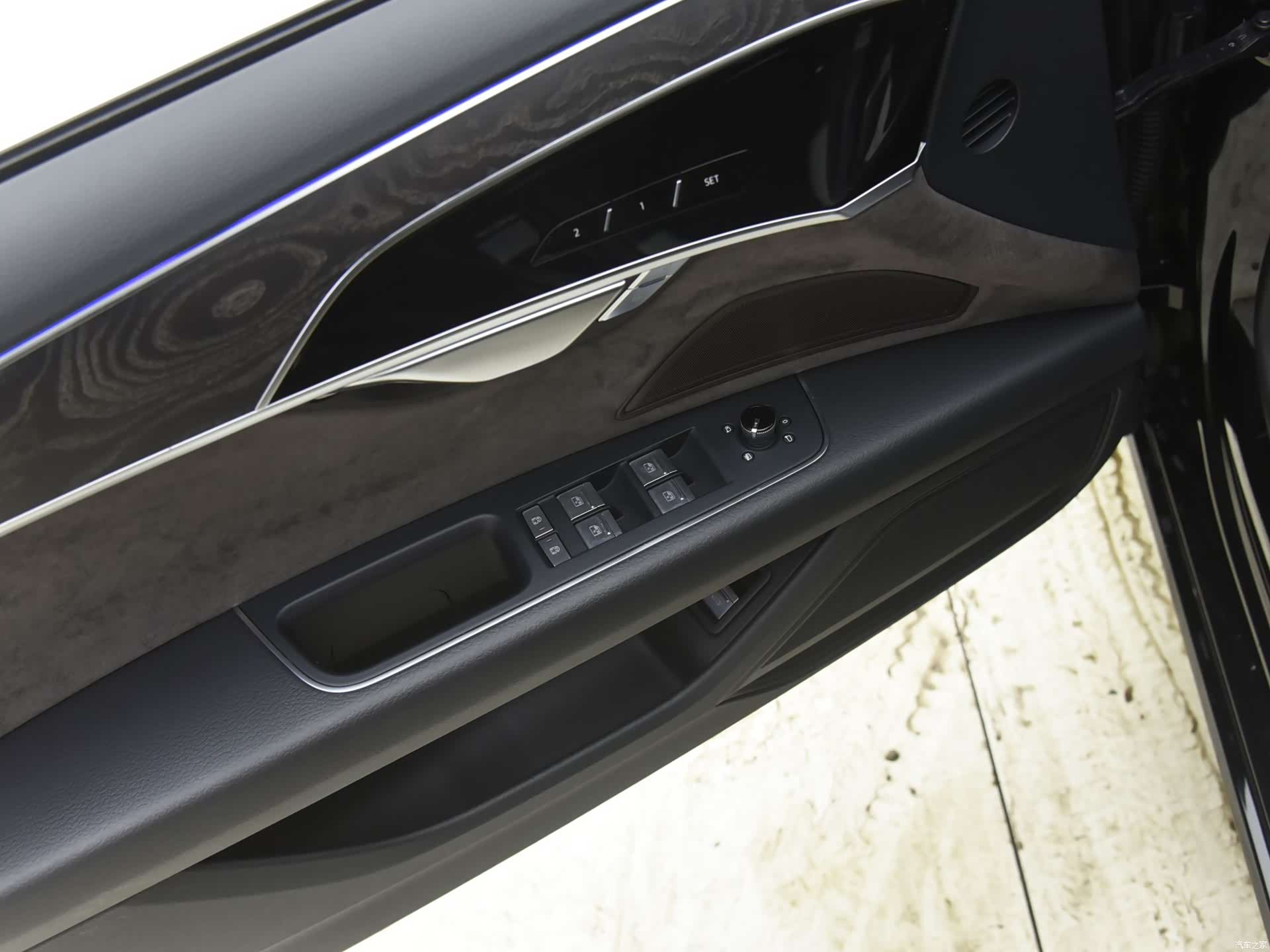 Audi A8L, 2021 10