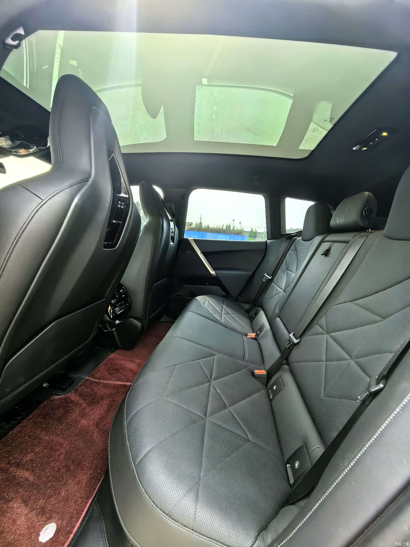 BMW iX, 2023 8