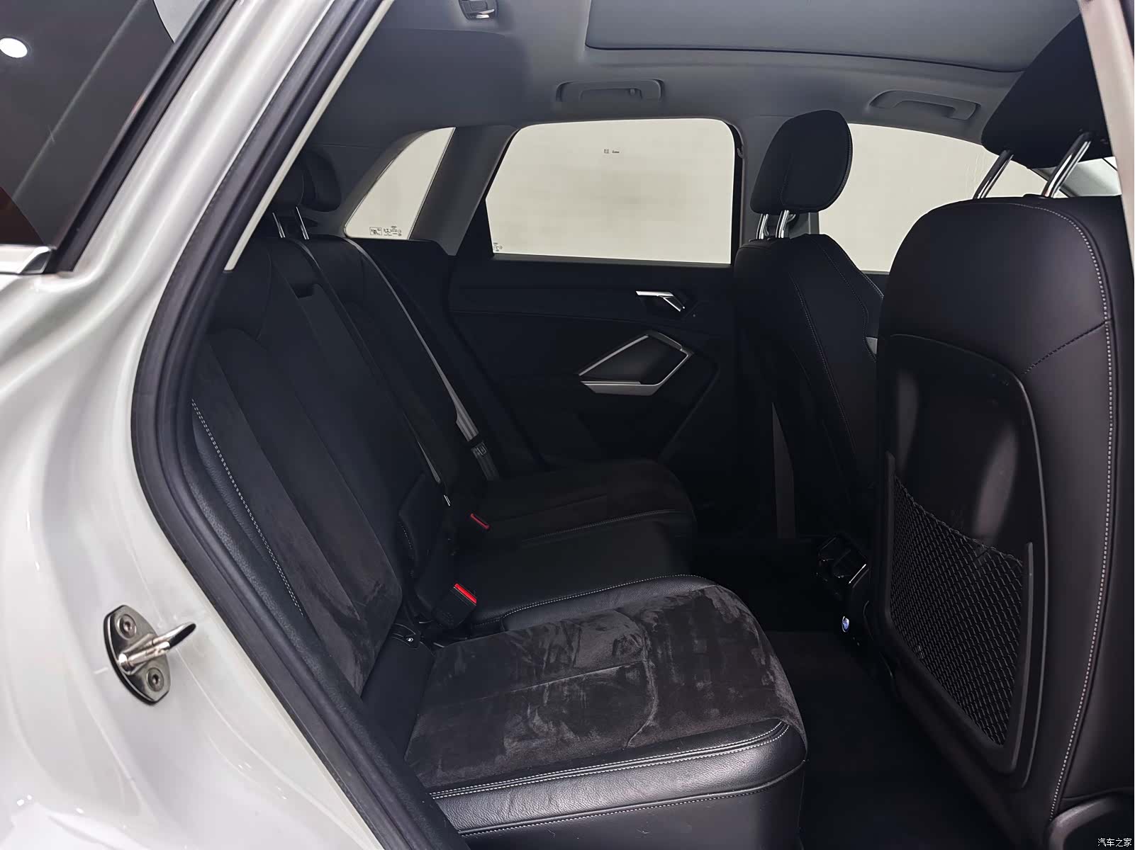 Audi Q3, 2022 24
