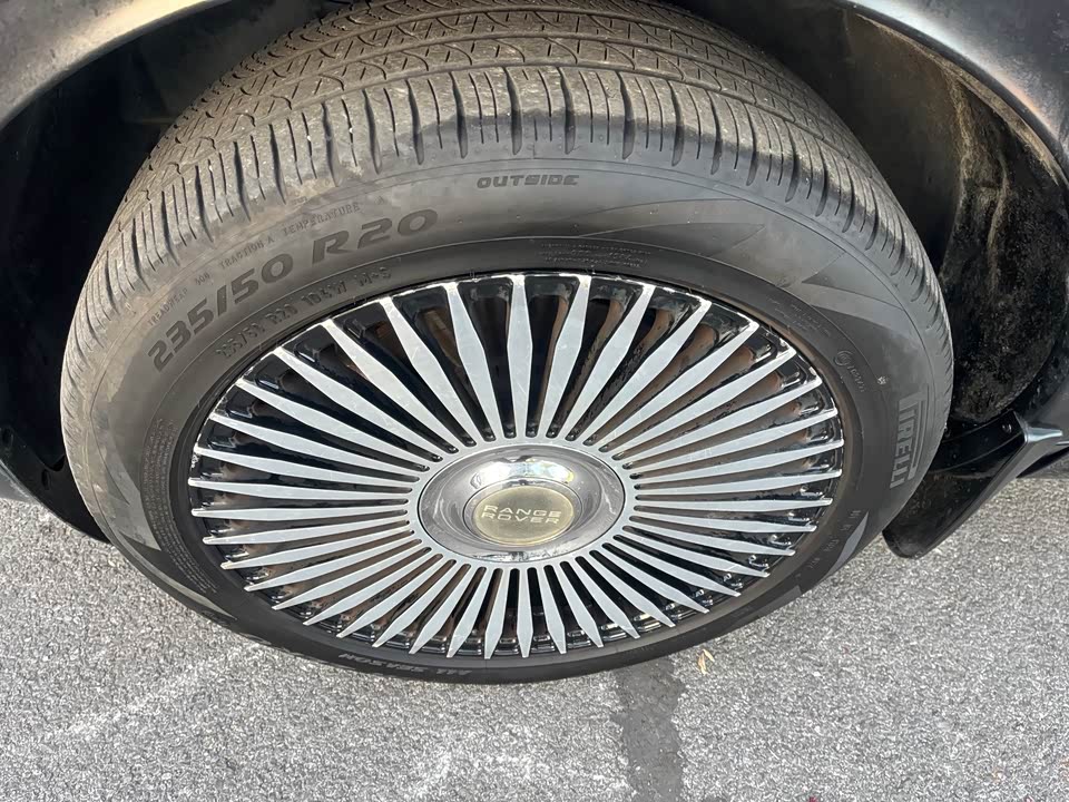 Land Rover Discover sports