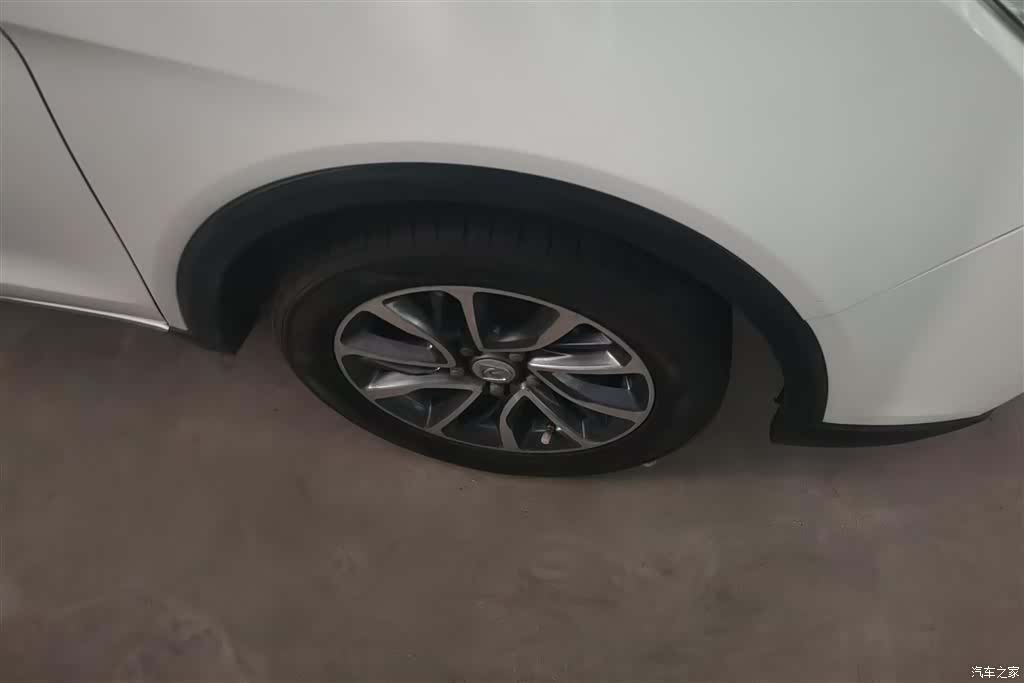 Wuling 730, 2020 6