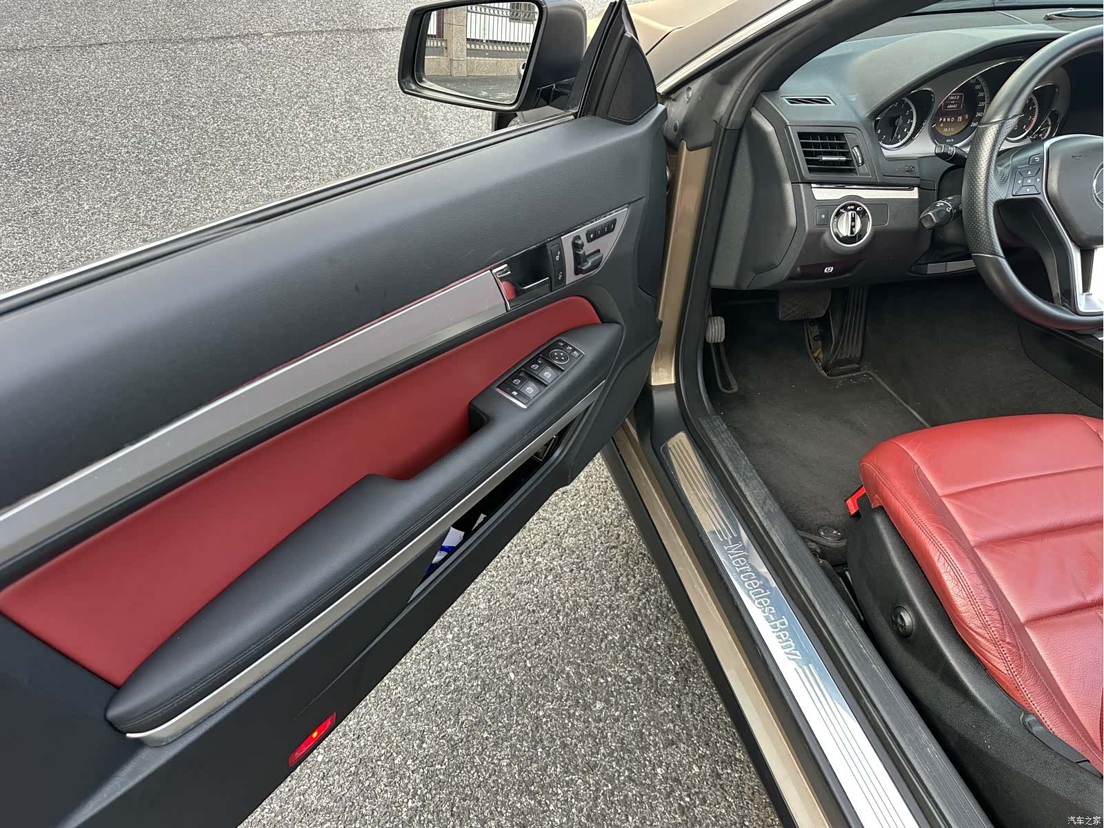 Mercedes-Benz E-Class, 2012 11